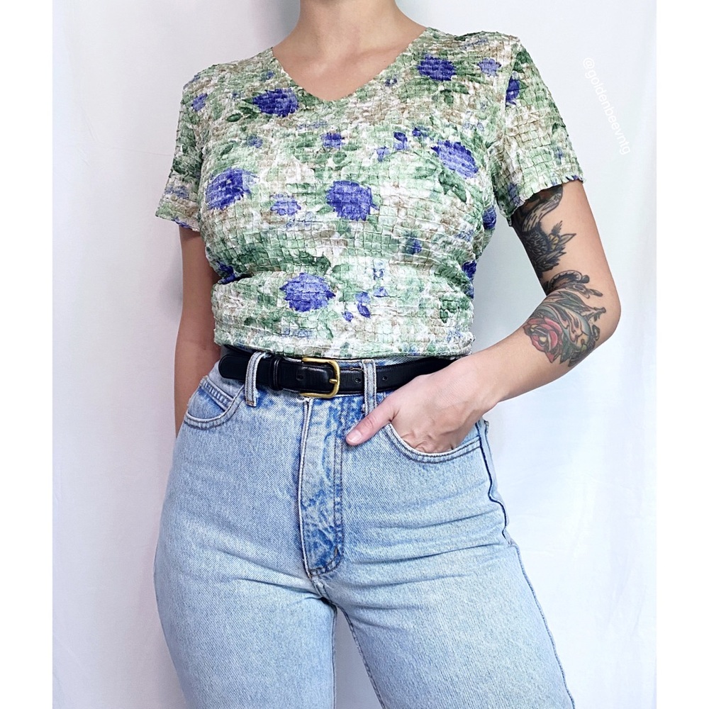 Vintage Y2K Watercolor Floral Pastel Woven Scrunch Tee